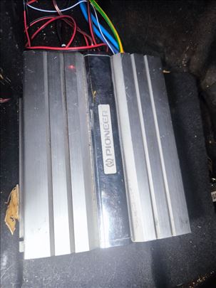 Pioneer GM-X 424 auto pojacalo 