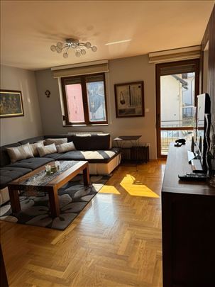 Prodaje se opremljen stan na Zlatiboru 41m2