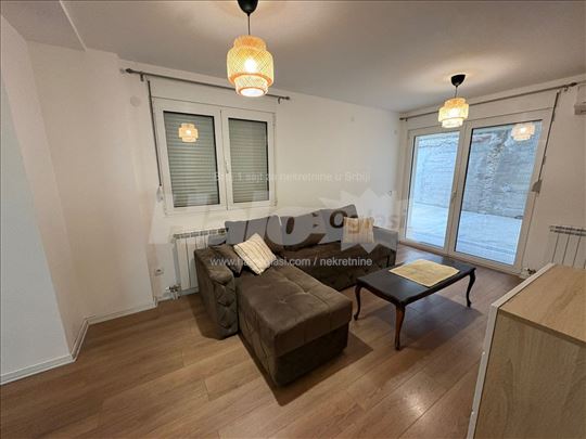 Stan kod OS Milos Crnjanski