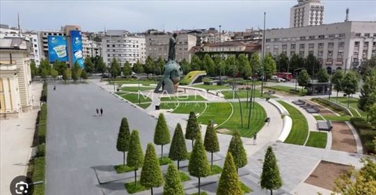 Centar - kod spomenika Stefanu Nemanji ID#5576