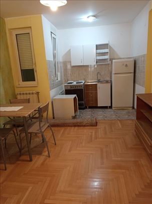 Dvoiposoban namešten stan-Svete Kasapinović,60m2-3