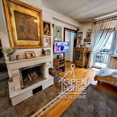 Fantastičan duplex, 110 m², III sprat, Stari grad