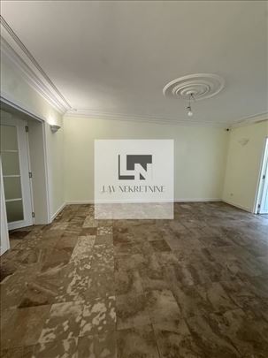 Odličan stan za život i kao Poslovni prostor