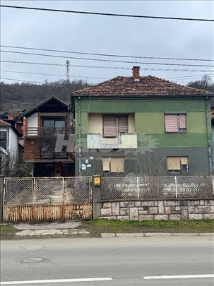 Prodajem dve uknjizene kuce u Knjaževcu