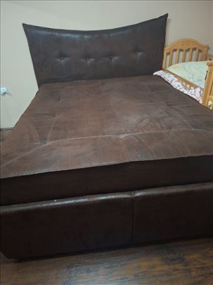 Prodajem francuski lezaj 160x200