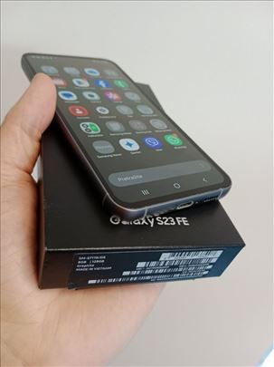 Samsung S23 FE, perfektan, 10/10+bežične slušalice