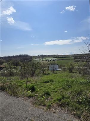 Sremčica, gradsko-građevinsko zemljište 49,90 ari