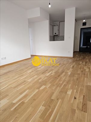 Stara Pazova 55m2, trosoban stan novije gradnje