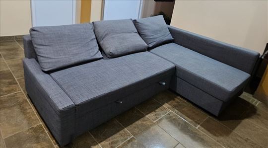 Ugaona garnitura na razvlačenje