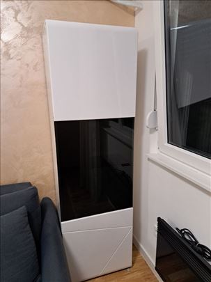 Vitrina (Forma Ideale) kao nova