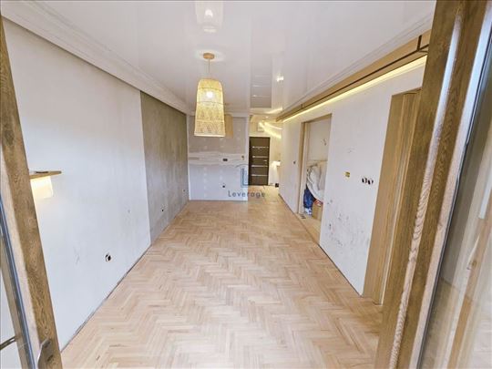 Zemun, Gornji grad, 39m2 + 15m2