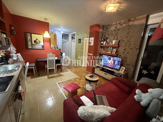 1.5 stan u bloku 61 u novijim zgradama ID#2215