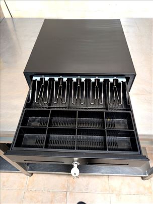 Fioka za novac (kasa fioka) sa ključem