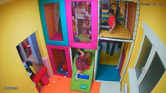  Hitna prodaja – lavirint za dečiju igraonicu 