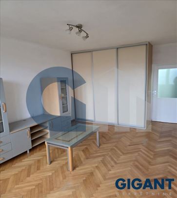 Karaburma - nova okretnica, 55m2, III