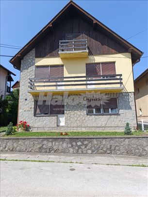 Kuća na izuzetnoj lokaciji 