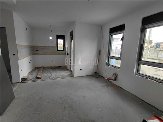 Ledine, novogradnja, sa parking mestom