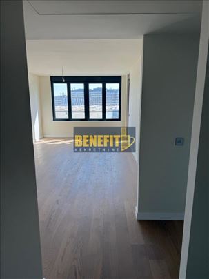 Na prodaju stan u kompleksu Airport Garden