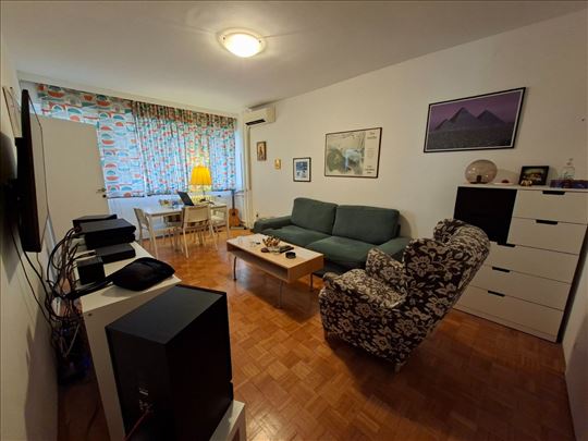 Novi Beograd- blok 70- 48m2- jednoiposoban