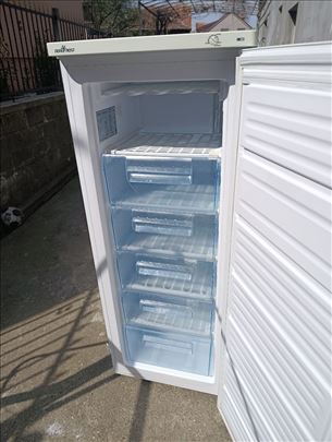 Oko metar i po garancija 