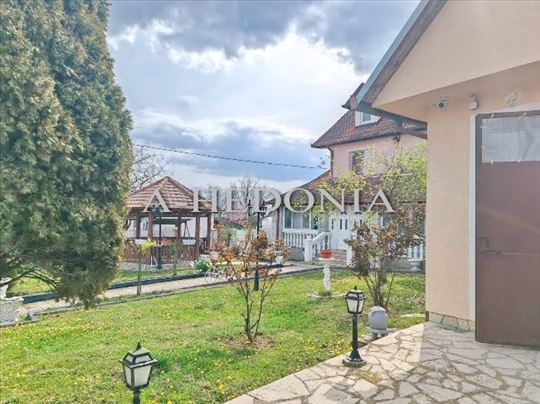 Selo Joševa, kuća, 65 ari plac, pomoćni objekti