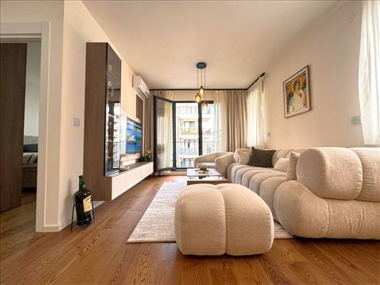 Sunnyville, dvosoban stan, garaža, prodaja