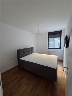 Sunnyville nov vpr 3 sobe, Useljiv + garaza