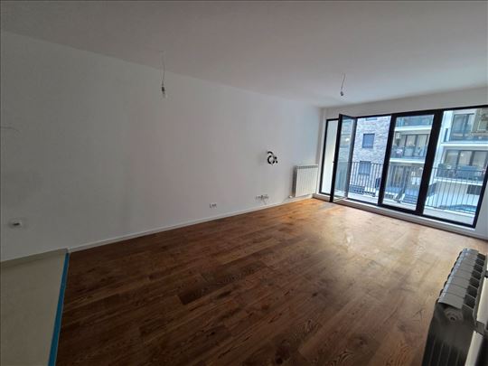 Sunnyville nov vpr 3 sobe, Useljiv + garaza