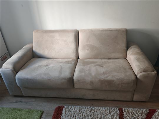 Trosed Angelina Simpo