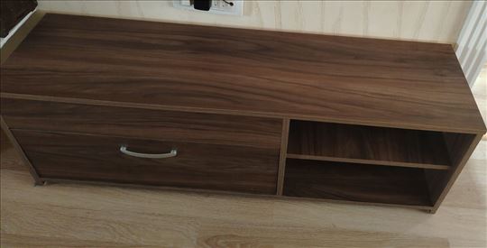 Tv komoda