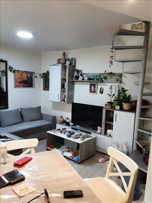 Vračar, Hram Sv. Save 40m2, renoviran 