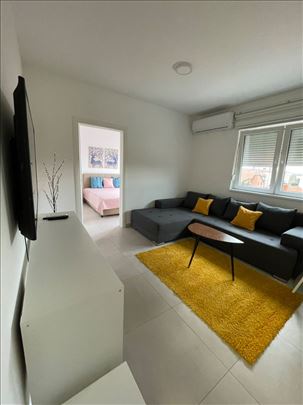 Banijska dvosoban useljiv