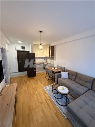 Dvosoban stan 35m Altina