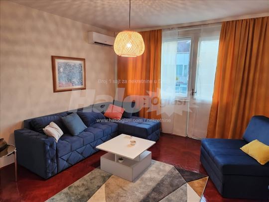 Izdajem renoviran stan, 42m2, Lekino brdo, Vidska