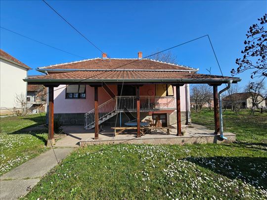 Kuća u Sirči kod Kraljeva 72 m2