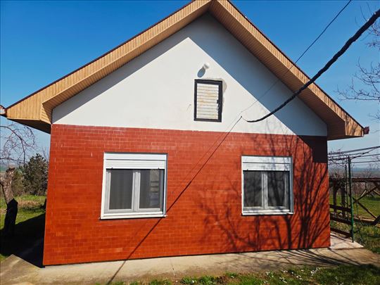 Vikendica u Starom Slankamenu