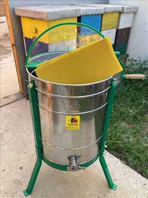 Vrcaljka za med I satne osnove