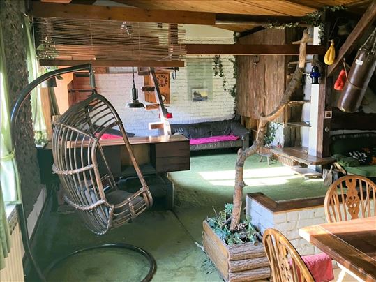 Zemun, Miroslava Tirša, 87m2, 3.0, 3/3, uknj 