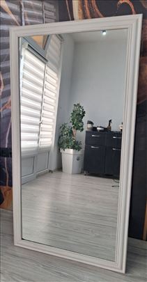 Zidno ogledalo dekorativno