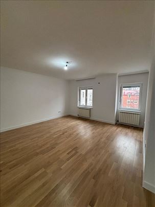 Dalmatinska, odličan stan 100 m2 - preporuka