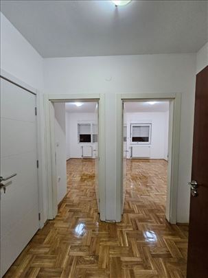 Jednoiposoban polunamešten stan Svete Kasapinović