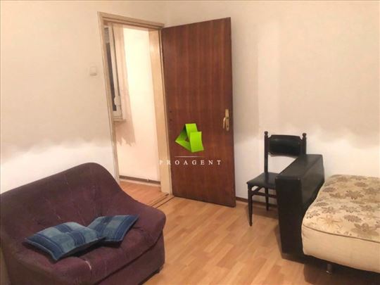 Jednosoban stan u blizini ambulatne u Duvaništu ID