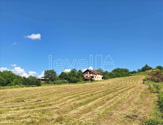 Plac,Petrovaradin,Alibegovac,kv: 616.00
