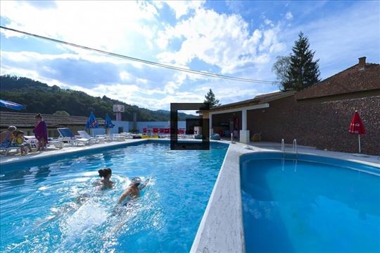 Podnožje Rudnika-fantastičan Hotel Etna! ID#2006