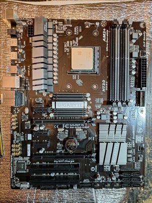Prodajem matičnu ploču GIGABITE