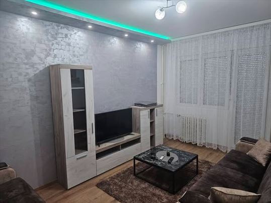 Top ponuda Izdaje se stan u strogom centru grada