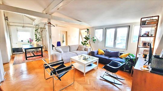 Troiposoban stan kod Tašmajdana