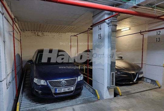 Garaža Dorćol - Povoljno