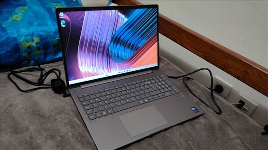 HP ZBook X G1i 16