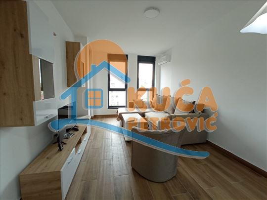 Izdaje se nov stan na Paliluli, 42m2